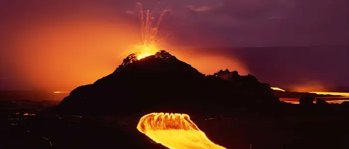 Paura e disagi nelle Hawaii, esplode il vulcano Kilauea