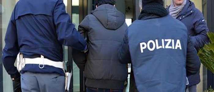 Mafia: polizia Brindisi arresta appartenenti Sacra Corona Unita