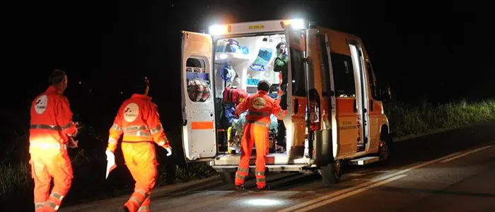 Incidente stradale su SS 18 in Calabria, morte due persone