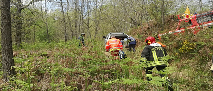 Torre di Ruggiero (Cz): Soccorso uomo travolto da grosso alberero da VVF