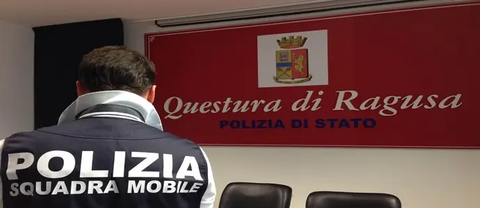 Ragusa, genitori picchiano il bullo del figlio: denunciati