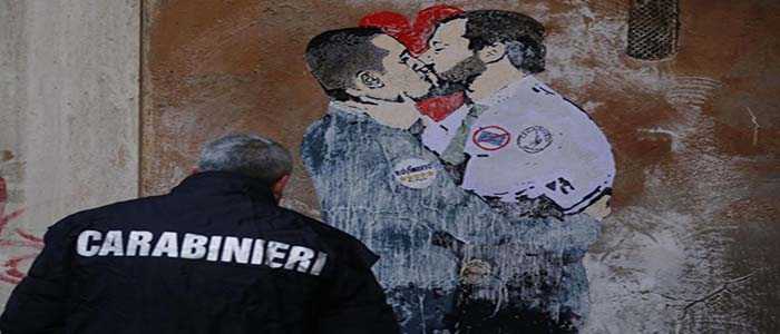 Governo: nuova opera di street art 'I bari' in stile caravaggesco su Salvini, Di Maio e Berlusconi