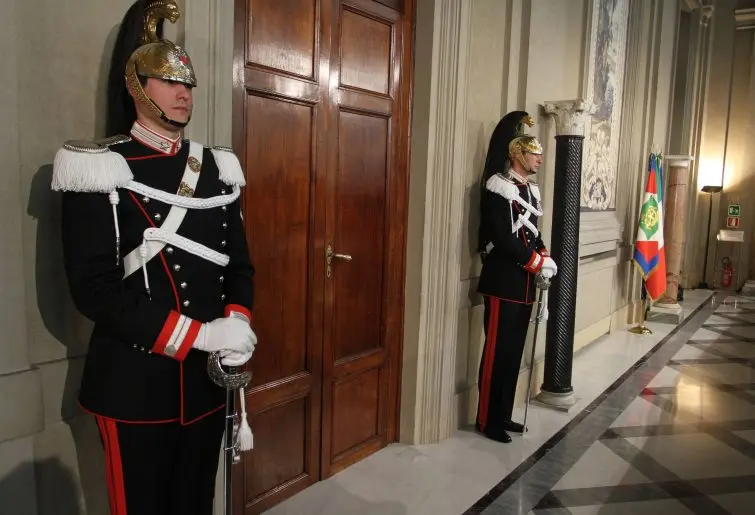 M5S insiste: mai con FI