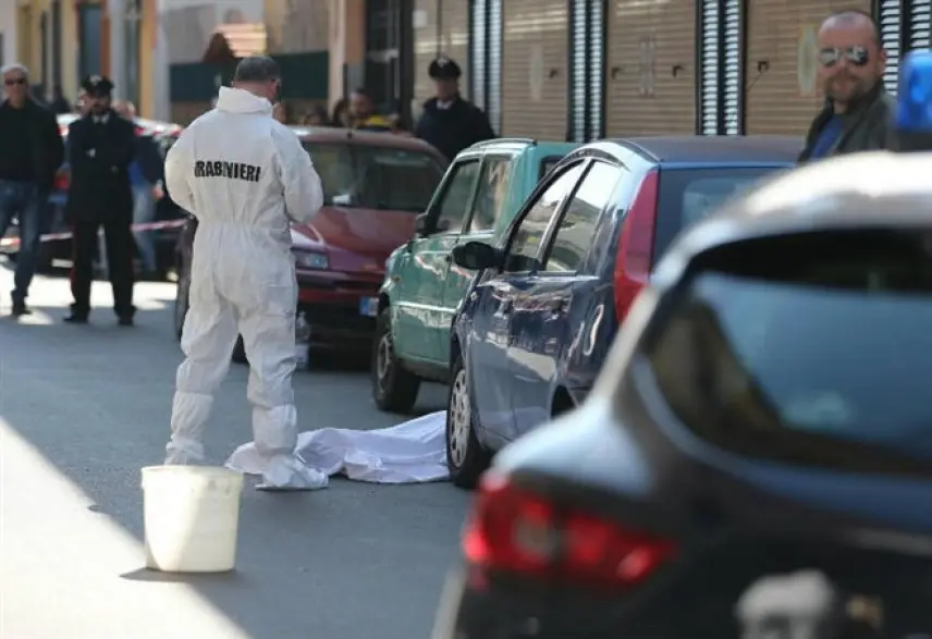 Forlì, pensionato spara e uccide la figlia disabile, poi tenta di togliersi la vita: è grave