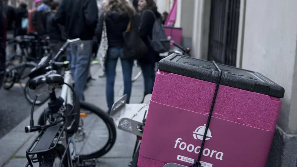 Foodora, il Tribunale di Torino respinge il ricorso dei rider licenziati: "Non sono dipendenti"