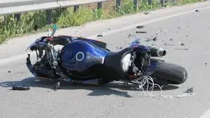 Incidenti: reimpiantata gamba a centauro a Roma, condizioni buone