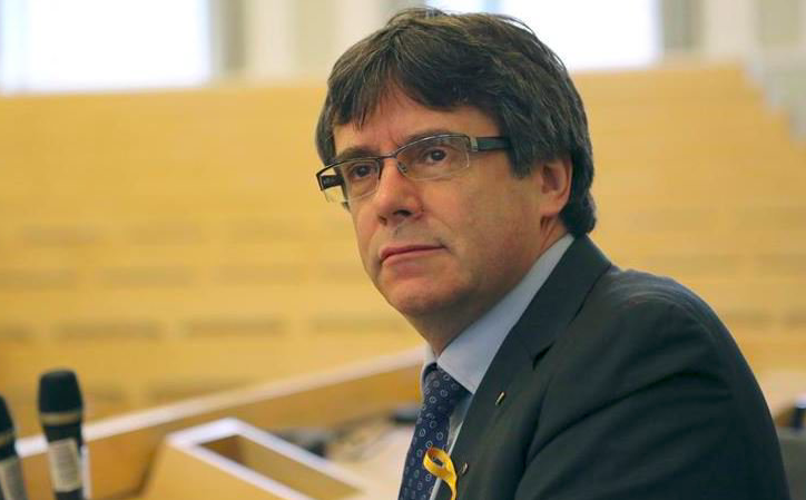 Puigdemont dal carcere: "non mi arrenderò"