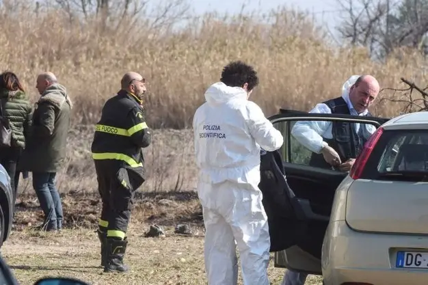 Giallo a Porto Recanati, da un pozzo spuntano ossa umane