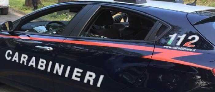 Roma, presunta relazione fra carabiniere cinquantenne e figlia sedicenne di un collega