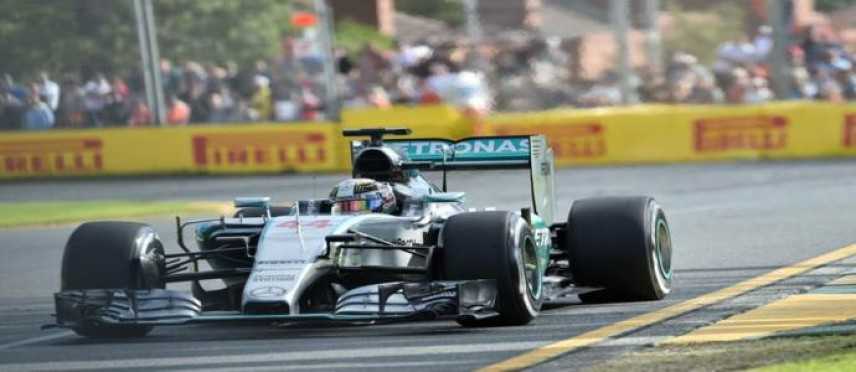Australia F1, incredibile Hamilton davanti a Raikkonen e Vettel
