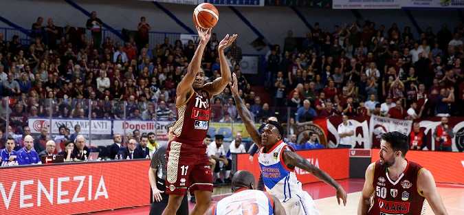 Basket - Serie A1, giornata 22: Venezia e Milano non perdono colpi ed allungano sulle inseguitrici
