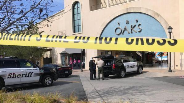 Sparatoria in un centro commerciale in California. Morta una persona