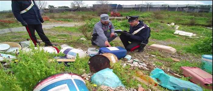 Roma: area archeologica diventa una discarica abusiva. Denunciato un Casamonica