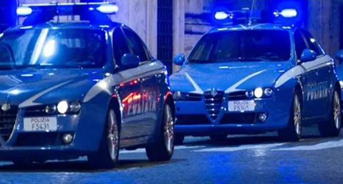 Napoli, uomo di 85 anni uccide il figlio a sprangate