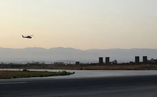 Siria, si schianta aereo militare russo in fase di atterraggio: 32 morti