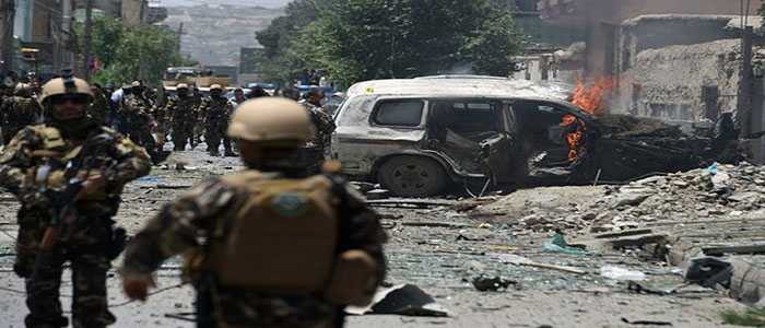Afghanistan: autobomba contro convoglio Nato a Kabul, 1 morto e feriti