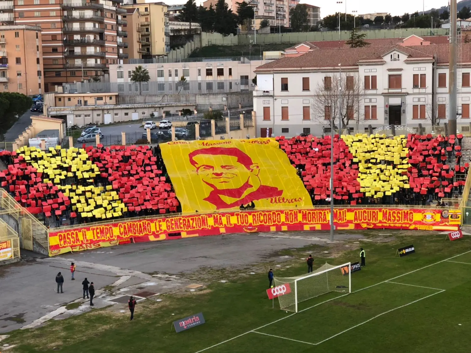 Catanzaro-Rende, sugli spalti oltre 300 giovani calciatori del progetto "academy"