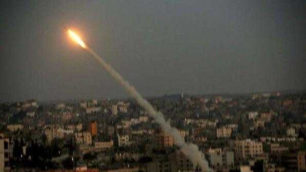 Lanciato razzo su Israele dalla striscia di Gaza, Hamas colpito