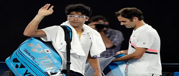 Tennis, Australian Open: Chung si ritira e Federer vola in finale contro Cilic