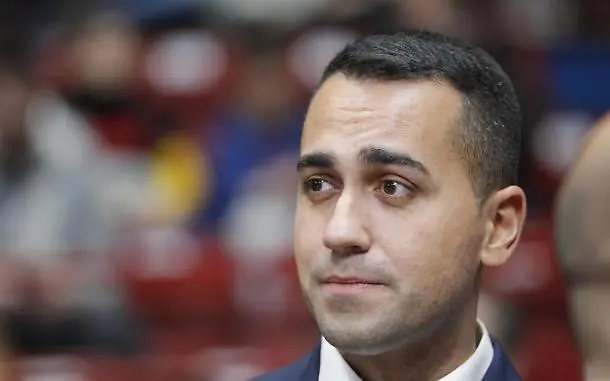 Diecimila candidati M5s alle parlamentarie, Di Maio assicura: "Selezione ferrea"