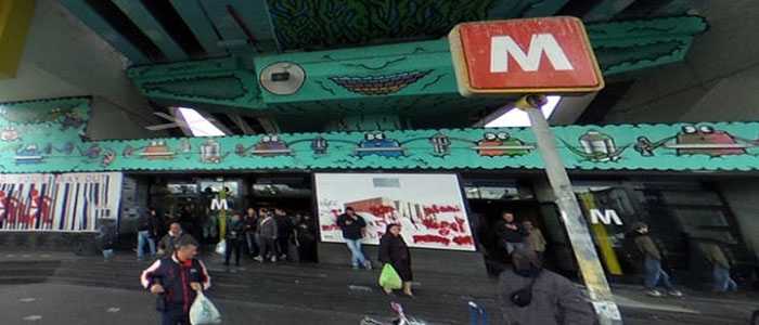 Napoli: 15enne aggredito davanti stazione metro, 2 denunce