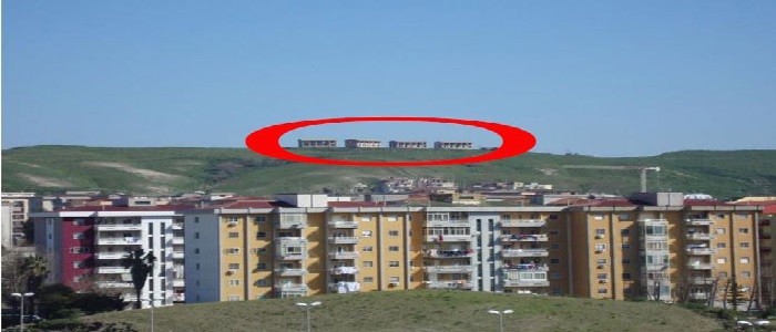 Crotone, sequestrati 4 capannoni abusivi