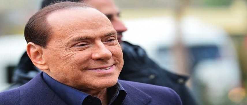 Berlusconi pubblica nuovo logo Forza Italia per le prossime elezioni politiche