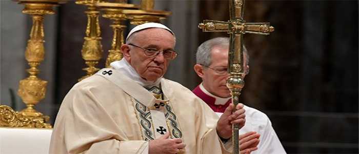 Il Papa alla Messa per l'Epifania: seguite la stella di Gesù, non le meteore dei piaceri (Video)