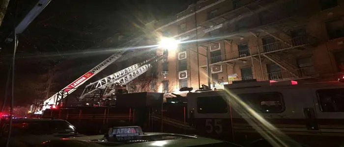 New York, incendio nel Bronx. Di Blasio: "Il più tragico degli ultimi 25 anni"