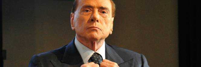 Berlusconi sull'emergenza povertà: "Serve modello drastico, propongo reddito di dignità"