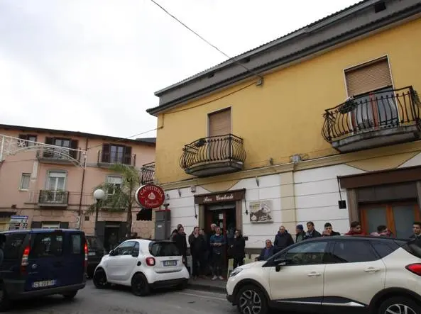 Caserta, 14enne colpito da proiettile alla testa: è in coma farmacologico