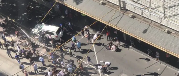 Australia: auto contro passanti nel centro di Melbourne. Il conducente è stato arrestato