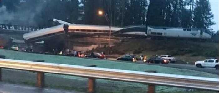Treno deraglia nello stato di Washington, diversi feriti