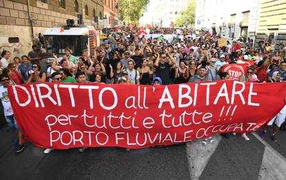Roma: Corteo pro-migranti. Rischio scontri con estremisti