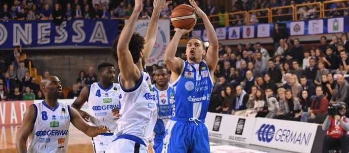 Basket - Serie A1, decima giornata: Brescia cade, ma le inseguitrici non ne approfittano
