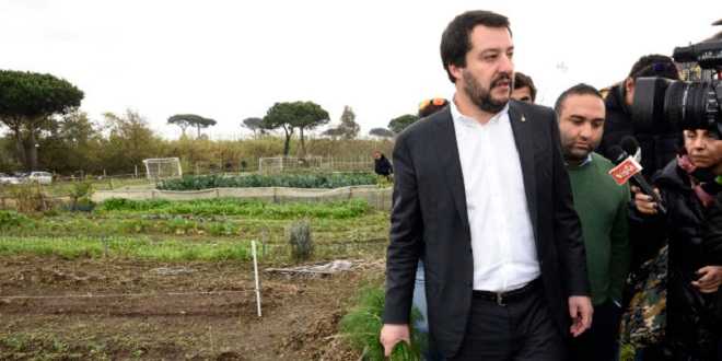 Skinheads a Como - Salvini: "Il problema non sono loro, ma l'immigrazione"