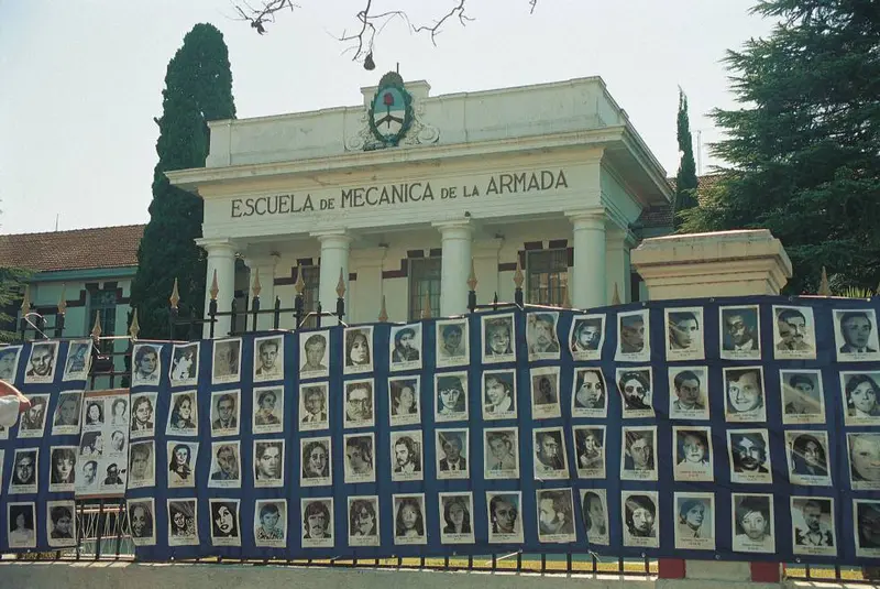 Argentina, Desaparecidos: 48 condannati per i fatti della Esma