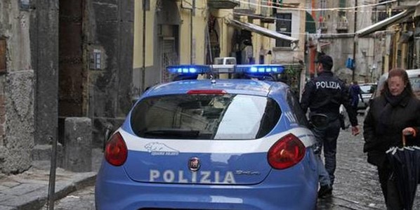 Sparatoria ai Quartieri Spagnoli,muore un pregiudicato