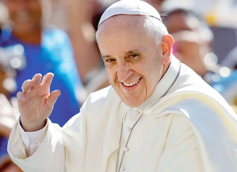 Papa Francesco, sospendere le cure non proporzionali è lecito