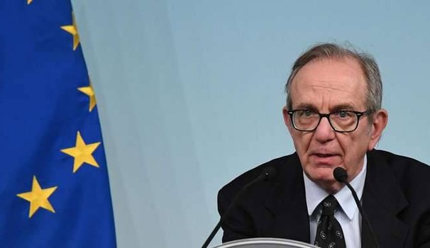 Padoan e UE: battere i pugni sul tavolo non è la via maestra