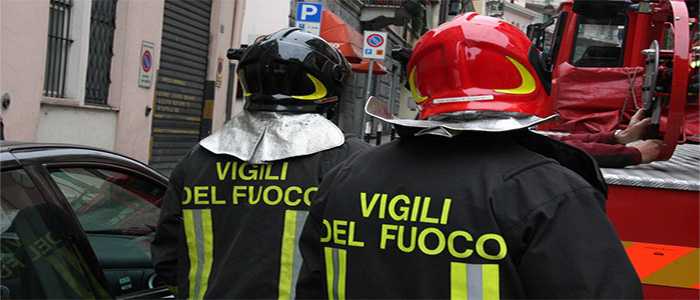 Incendio ed esplosione a Palermo, 4 Vigili del fuoco feriti