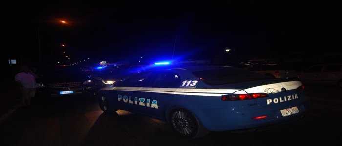 Coppia picchiata e rapinata a Bari, arrestati due individui