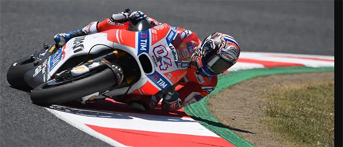 MotoGp, Giappone 2017: vince Dovizioso, caduta per Rossi, Marquez secondo. Sul podio anche Petrucci