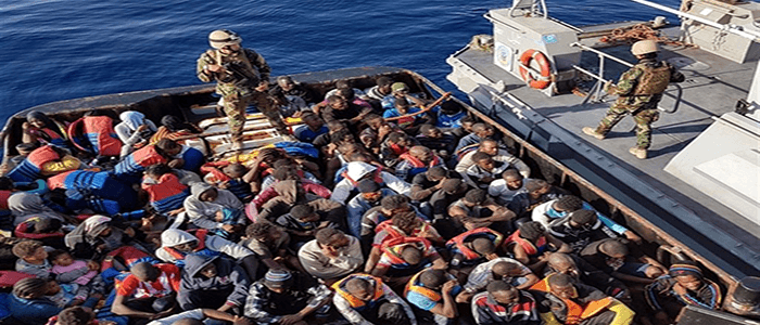 Palermo: Approda la "nave dei bambini", con 241 minori a bordo