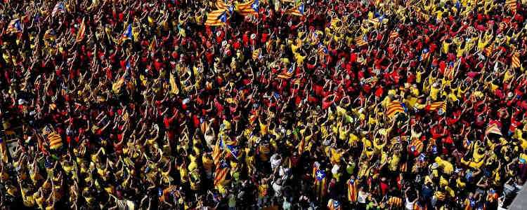 Spagna: è richiesta una legge per l'indipendenza