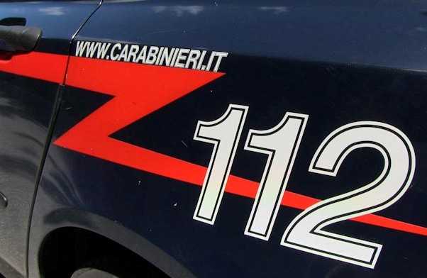 Catania, cadavere di un uomo in un sacco all'interno di un tombino