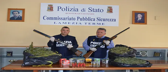 Droga: armi e marijuana, arrestati zio e nipote a Lamezia