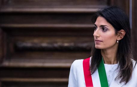 Archiviazione e rinvio a giudizio: la Raggi è innocente