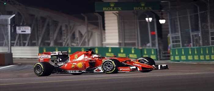 Formula 1, GP Singapore: Vettel in pole. Verstappen secondo, solo quinto Hamilton