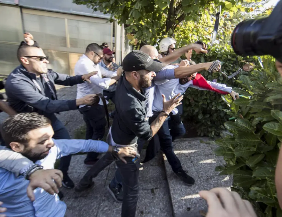 Roma, scontri tra Casapound e antagonisti al Tiburtino III